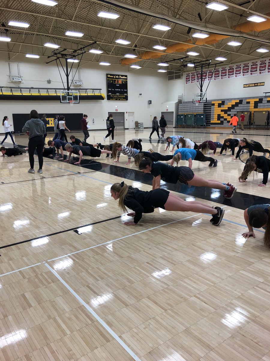 KHSGibbons's tweet image. Mollie Keitges was gracious enough to come in and talk to my A&amp;amp;P class about workouts.  She guided my students through workouts and gave them ideas for their muscle workout videos.  #learnthroughdoing @KHS_Panthers
