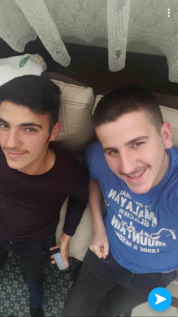 lul1t0's tweet photo. @kastratiaddi hahahahahahaha https://t.co/p35NzQnygS