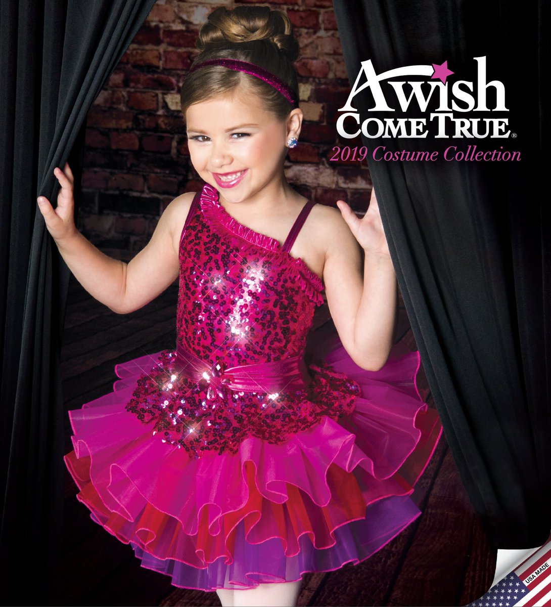 10 years later &amp; still sparkling✨
Swipe ➡️ for our #10yearchallenge #2009vs2019