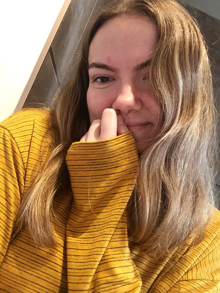 i haven’t joined in one of these in 374748 years but i miss u @sebtsb #selfieforseb