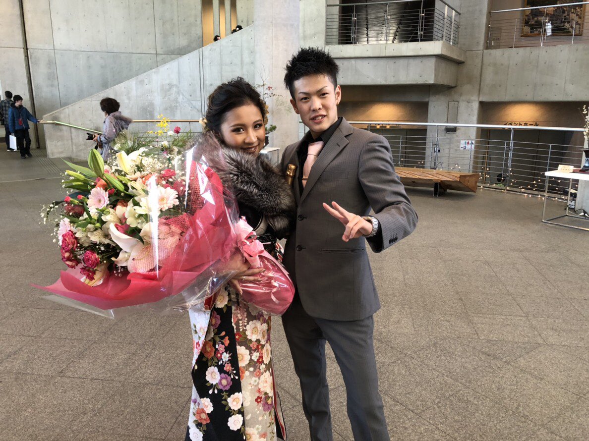 y_gun12's tweet photo. 0114/成人式🌹 https://t.co/GjAvGpZNMb