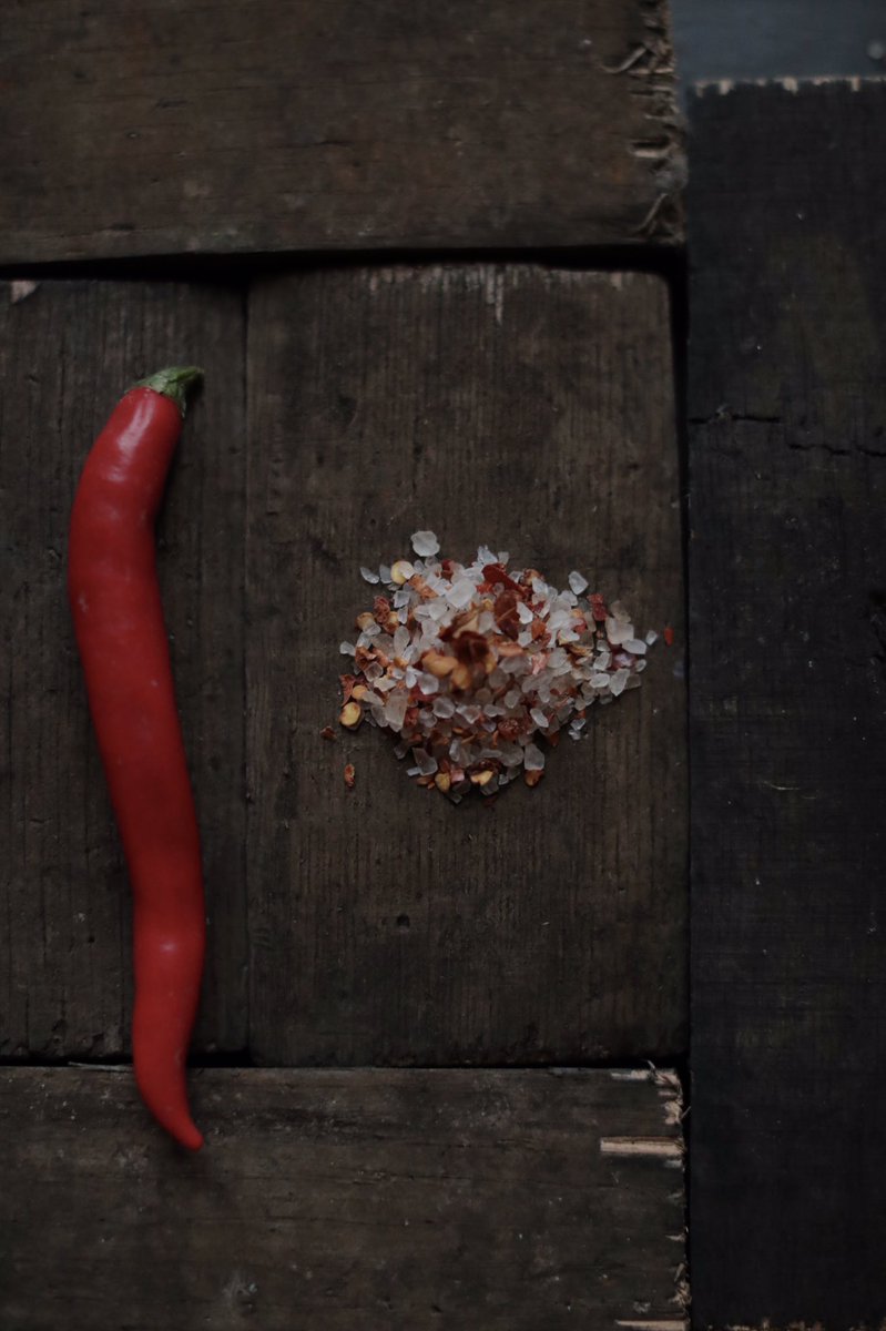 whiskysmoked's tweet photo. Sometimes we like to dream about freshly poached eggs adorned with our Chilli Infused Whisky Smoked salt...
#Whisky #whiskysmoked #smoked #scotland #scottishfood #food #foodie #eatlocal #smokedsalt #chillisalt #chilli #vegan #glutenfree #everydayfood #goodfoodmadeeasy https://t.co/yqzkTSrnLP