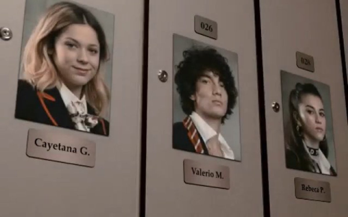 EliteINFO_'s tweet photo. Imagen de los nuevos personajes de la segunda temporada de #EliteNetflix @NetflixES https://t.co/t0dFf1nlEN