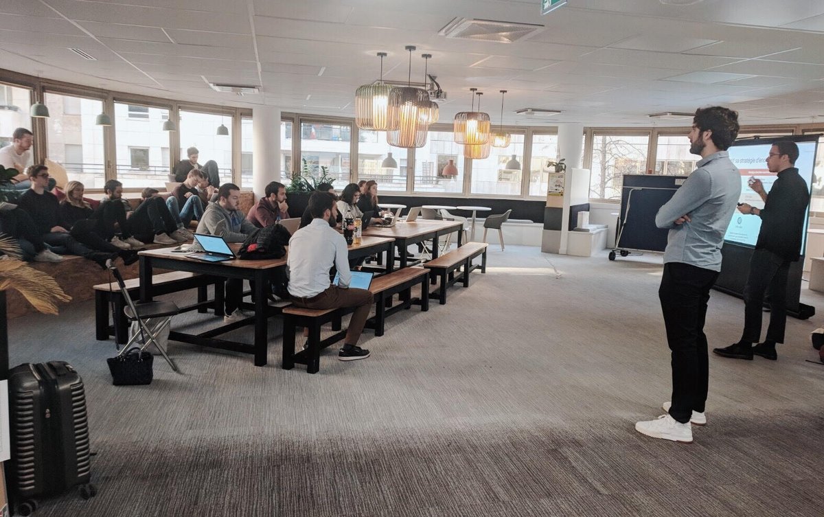 ⭐AGENCY DAY⭐

Aujourd’hui, nous passions la journée avec <a href="/Google/">Google</a> pour découvrir et se former à toutes les nouveautés produits 2019, afin d'être toujours plus performants et innovants sur vos campagnes et vos stratégies d'acquisition 📈💪
#GooglePartnerPremier #Agencylife #Ads