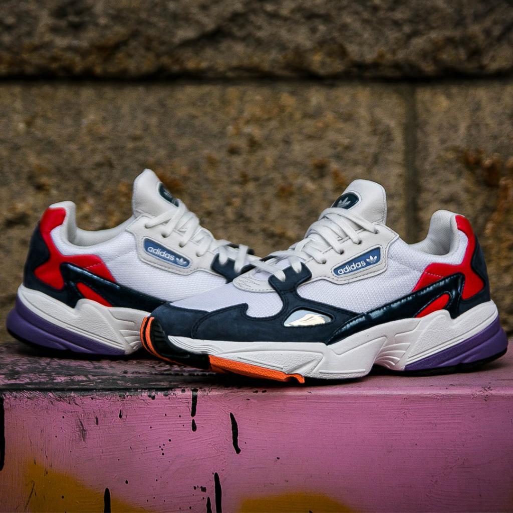 Lavar ventanas Aburrir Mente Footaction on Twitter: "Falcon with flair.👌 The new women's adidas Falcon  "Multi" has just arrived in stores and online. SHOP &gt;  https://t.co/RxPIwnWTMp https://t.co/LtYfvDfdY5" / Twitter