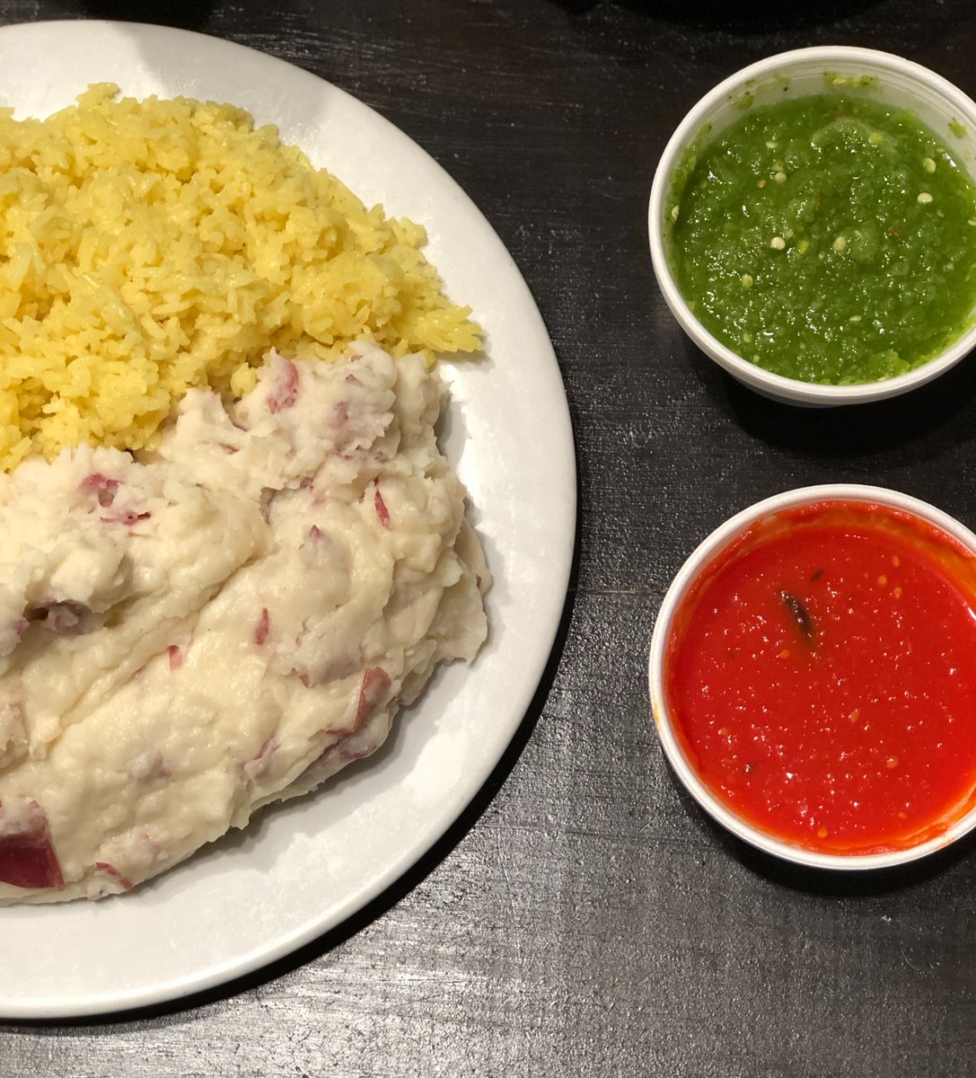 TikkaGrill's tweet photo. Sometimes all you are in the mood for is some saffron rice and mashed potatoes....we don't blame you! 😍 Come enjoy our delicious sides, and don't be afraid to get more than one! 😉 https://t.co/WSF9zF32YA
