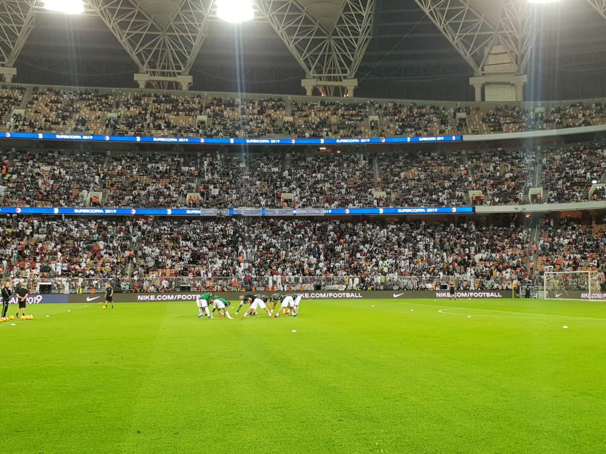 juventusfc's tweet photo. Forza ragazzi! ⚪️⚫️
#JuveMilan #Supercoppa https://t.co/kGO9BLc1X0
