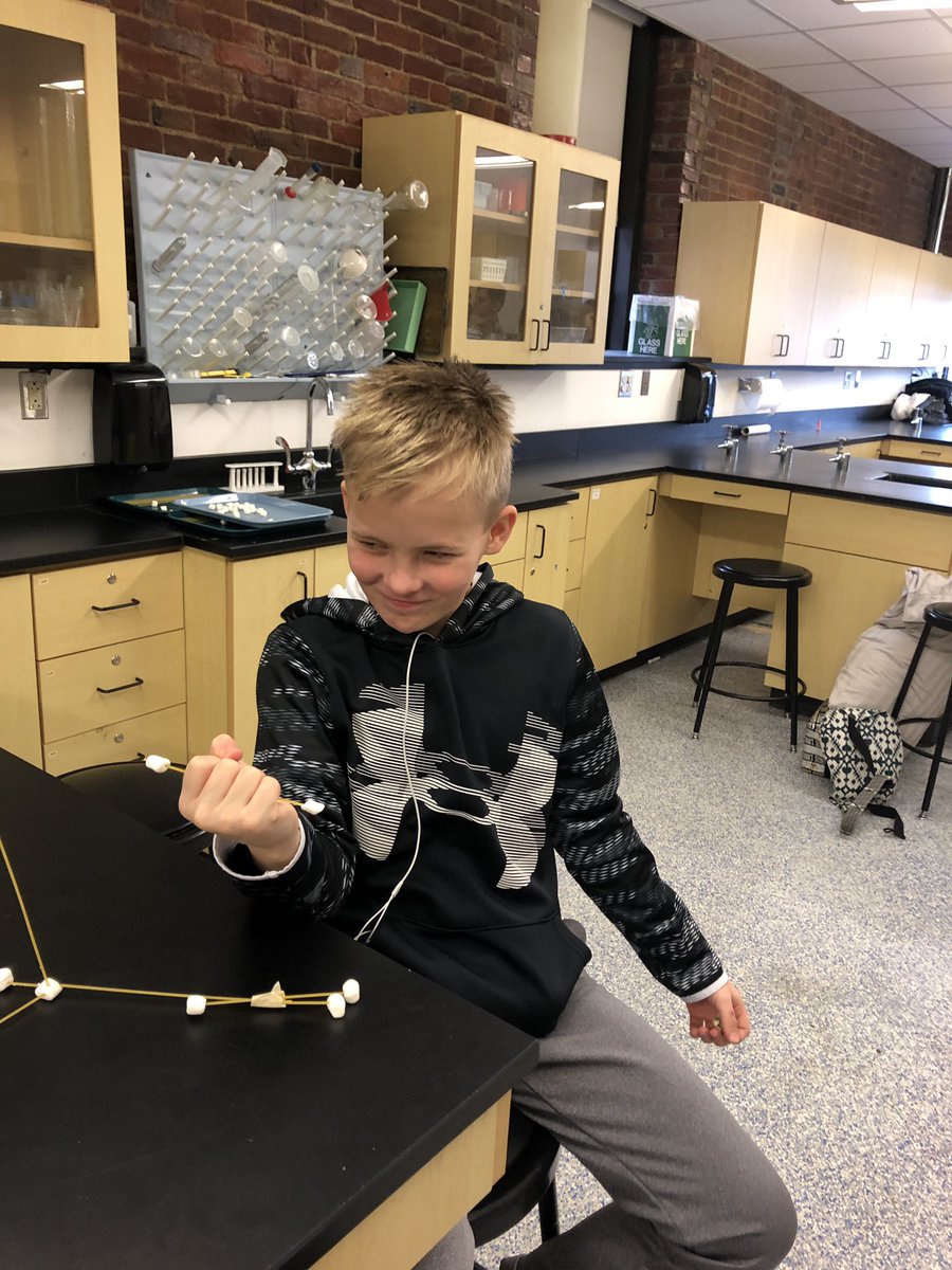 mrs_BEARD01's tweet photo. FSMS Betas enjoying the KY Sci Center before three days of competitions - so fun! #shareFSMS https://t.co/ozfZ20DuSe