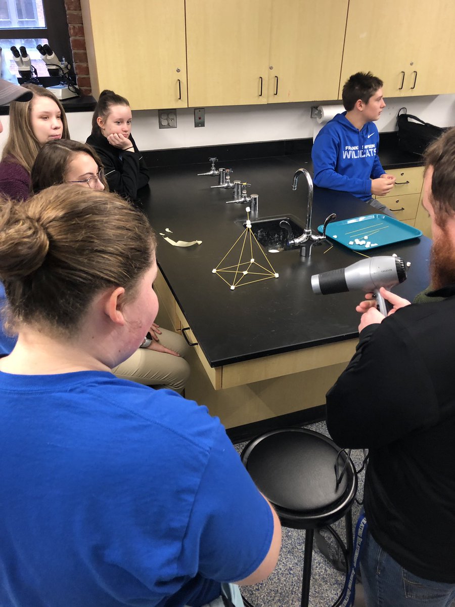 mrs_BEARD01's tweet photo. FSMS Betas enjoying the KY Sci Center before three days of competitions - so fun! #shareFSMS https://t.co/ozfZ20DuSe