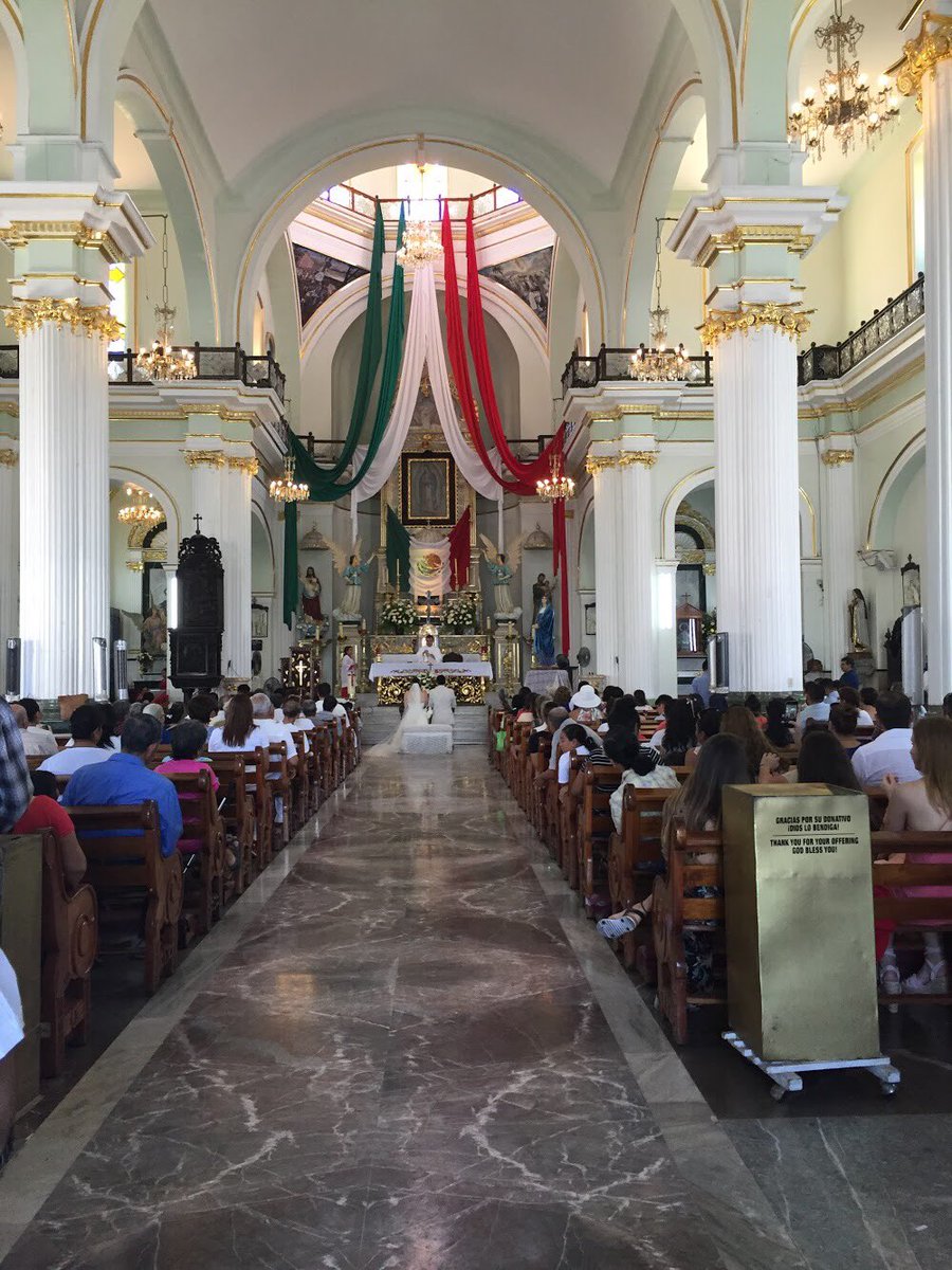 LeadingConcierg's tweet photo. Lady of Guadalupe church, Gorgeous !  #PuertoVallarta #HappyWenesday #PropertyConcierge #VacationRentals #ThePerfectWeather https://t.co/bTormMQfzB