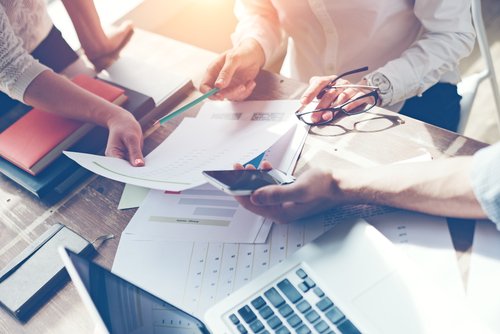 SelectQuoteIns's tweet image. Doing research on life insurance options? Read this first - top 6 things to look for. 
ow.ly/mmBY30l2Vni 
#lifeinsurancec#peaceofmind #coverage #insurance #lifeinsuranceoptions  #weshopyousave