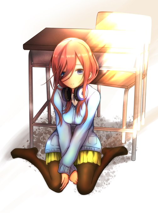 oisuuuuuuuさんがTwitterに投稿した中野三玖(五等分の花嫁)のイラスト。