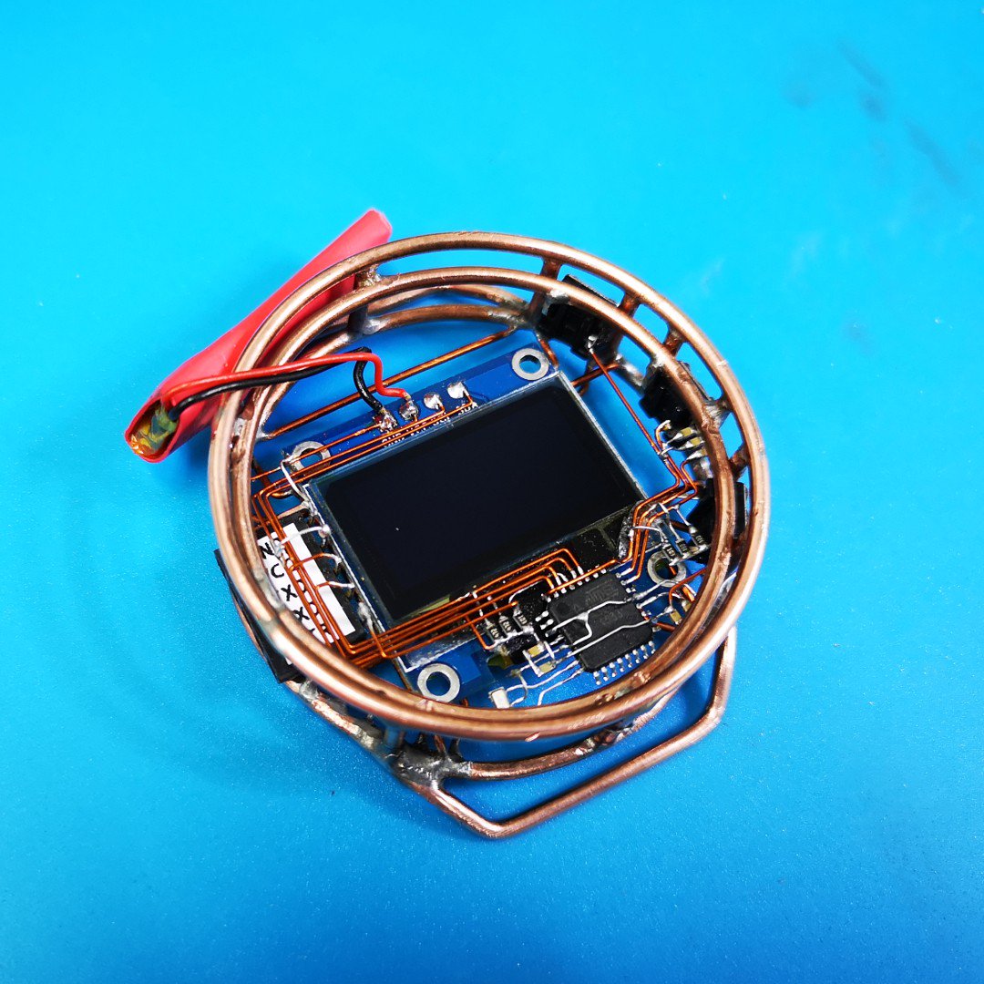 This week's #HackOfTheWeek is a circuit sculpture watch with OLED display ⌚✨hackaday.io/project/163179…