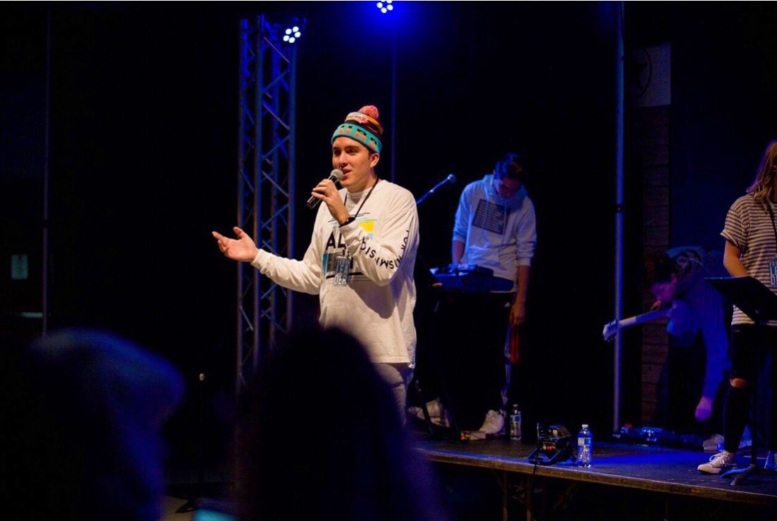 CP_YTH's tweet photo. Y O U T H // T O N I G H T

We will see you at 6:30pm in the Church Gym for week✌🏼of our Sincerely God series! https://t.co/K3lznxd5Pw