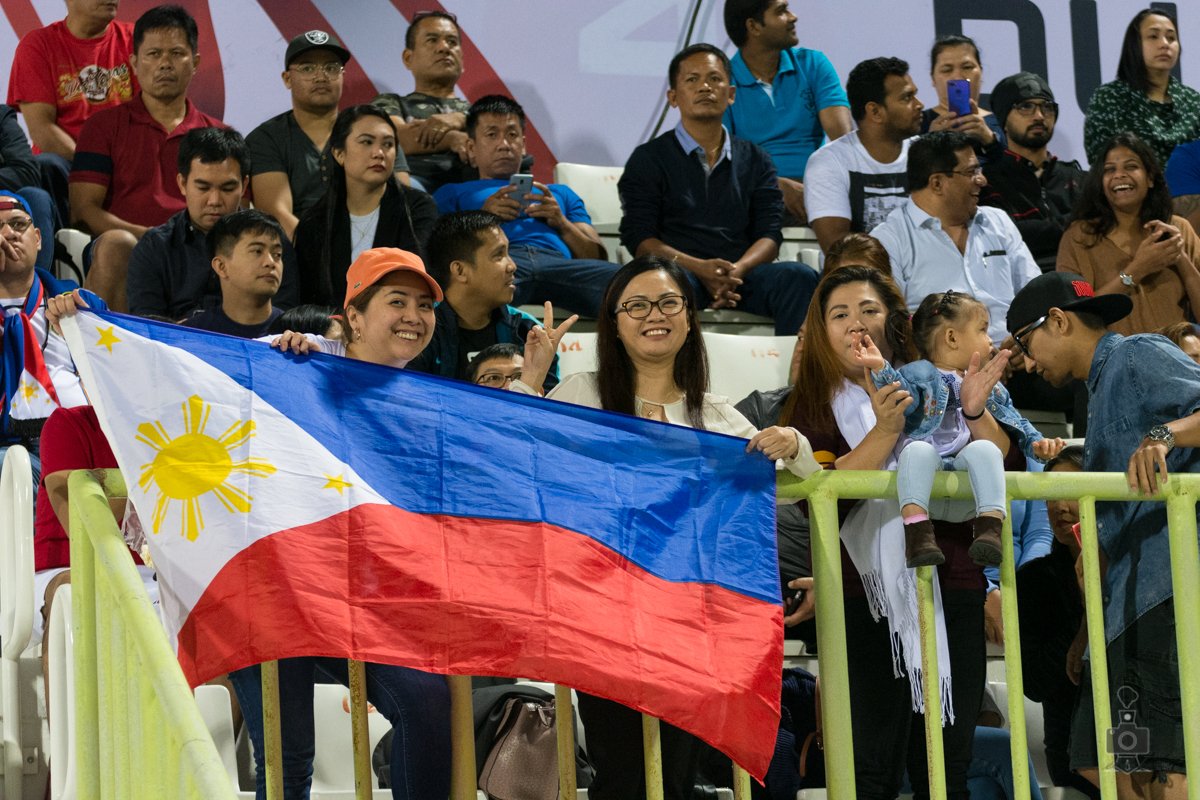 thaifussballde's tweet photo. #Azkal fans during the game tonight at #KGZPHI https://t.co/ZBhjr0pZB1