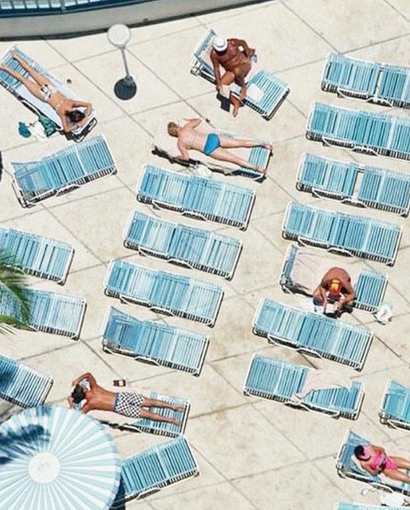 We've decided that we look our best when photographed from above. That's how we'll be shot from now on. No more selfies. No more iffy below-the-chin-shots. @weezietowels knows our hottest angle.
#poolside #spaday #travel #style #winter #blue #propellerindustries #propellerclient