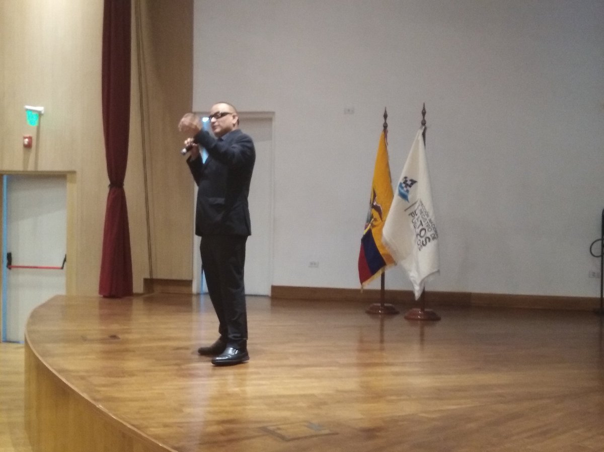 DinarpEc's tweet image. El Reglamento de Protección de Datos de la #UniónEuropea es una guía para la propuesta de Ley de Protección de Datos Personales, para que la seguridad del tratamiento de datos sea preventiva, señala Luis Enríquez, docente universitario #ProtecciónDeDatosEc