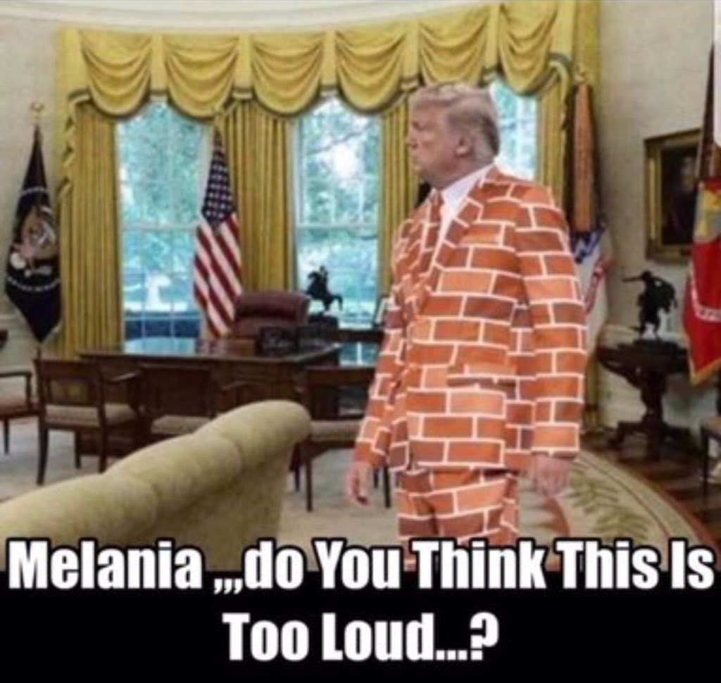 Richard4m's tweet photo. Meanwhile at the Oval Office JUST before a Private meeting w/ #Nancy (The Witch) #Pelosi & her sidekick #Chucky (Cheese) #Schumer ππβοΈπ½
#WeStandWithPresidentTrump
#BuildThatBeautfilWallNow π
#PatriotsUnited #MAGA2KAG
#OfferedBy #DonCherry ππ
@Richard4m π₯³π€©π½πΊπΈβοΈπ https://t.co/GrxBBszLl0