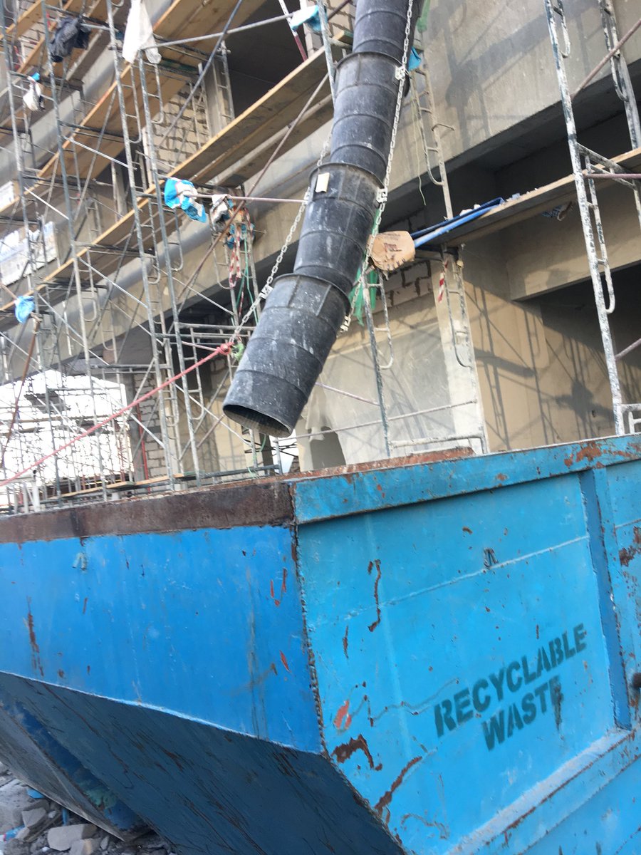 Muhamma57360318's tweet photo. Rubi rubber garbage chutes .. https://t.co/Xk0xANWsEh