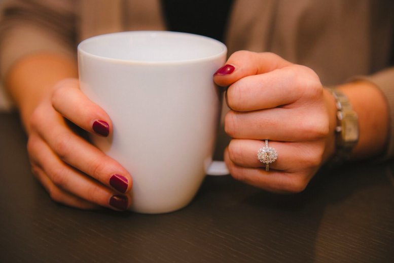MPierceChicago's tweet photo. We're proud to be Chicago's leading engagement store for 90 years. Our team of experts are trained to find the perfect diamond, engagement ring &amp; wedding band to suit your needs. #WeddingWednesday https://t.co/OeFsBpOQTo https://t.co/Y3eFwTa2fI