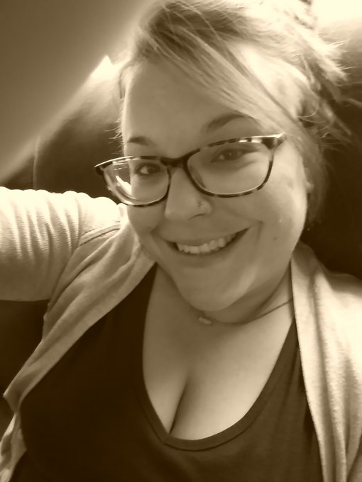 💝 #Nerdygirl #Glasses #hotwife https://t.co/DBGKKYEWow<a href="/tag/nerdygirl"class="tags">#Nerdygirl</a><a href="/tag/glasses"class="tags">#Glasses</a><a href="/tag/hotwife"class="tags">#hotwife</a>