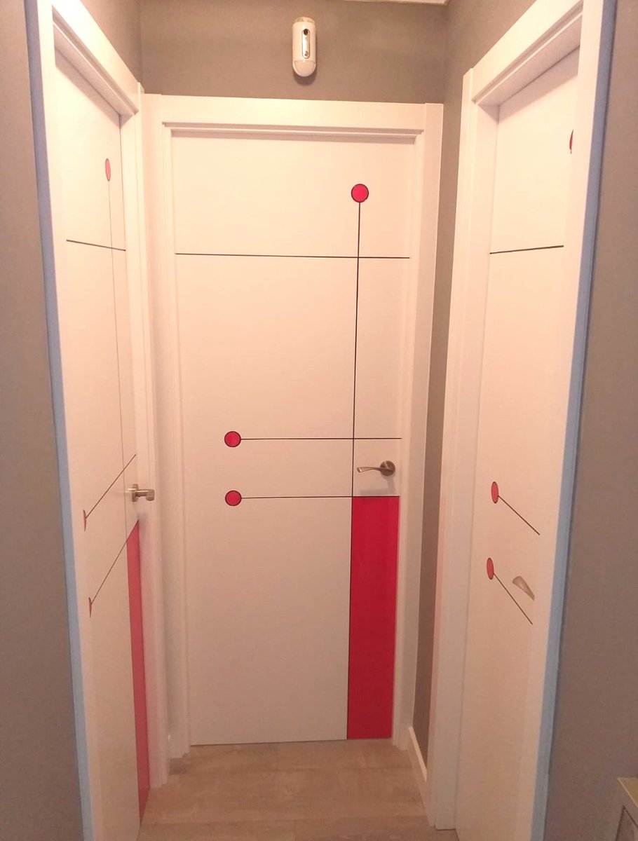 PuertaSalamanca's tweet photo. 😮😀😍 Espectacular el modelo VIRGO Lacado blanco y Lacado Rojo Alto Brillo y VIRGO V con cristal templado. #puertasdeinterior #puertaslacadas #puertasdediseño #puertasdevidrio https://t.co/ZJk9Sm2aOn
