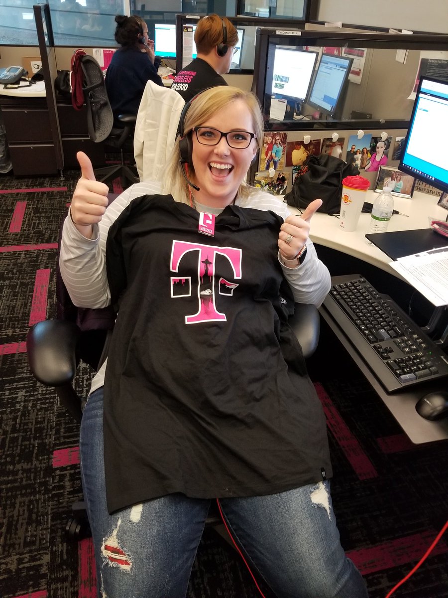 tryluv's tweet photo. Kirastin excited to show off her new T-Moble Gear from @AnthonyGant0727 #TeamMagenta #TMobile #Smashville https://t.co/awyiIyTWX3