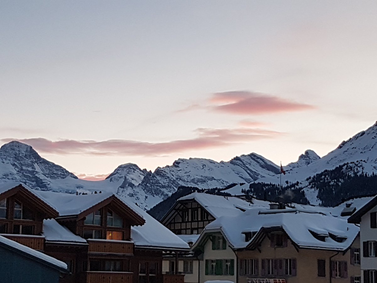 Alpinwetter | kachelmannwetter.com (@alpinwetter) on Twitter photo #Schweiz: Sonnenuntergang in #Wengen nach einem tollen, sonnigen Wintersport- und Trainingstag am #Lauberhorn. So geht es #wetter-mässig für den <a href="/WeltcupWengen/">Lauberhornrennen</a>/#Lauberhornrennen weiter: kachelmannwetter.com/ch/vorhersage/… /PH #Schweiz: Sonnenuntergang in #Wengen nach einem tollen, sonnigen Wintersport- und Trainingstag am #Lauberhorn. So geht es #wetter-mässig für den <a href="/WeltcupWengen/">Lauberhornrennen</a>/#Lauberhornrennen weiter: kachelmannwetter.com/ch/vorhersage/… /PH
