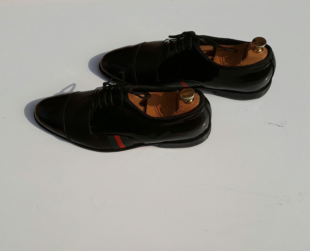 femmybabs's tweet photo. Eskis sir, 
This pair of laceup dress shoes made with a combination of patent &amp; matt leather will look good on your feet. Kindly wire 18k into our account and they'll be on their way to you. #GetEfandalized #dressshoes https://t.co/eg5ObaEvQ3