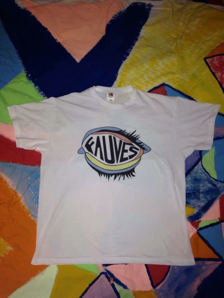 fauvesband's tweet photo. Glasgow- it seems someone has stolen our merch. 

We bought all of our merch from our own pockets so this is a bit of sore one for us 😥
Last seen 22nd December.

Please RT to help us find it!! https://t.co/xmp4xhu3mp