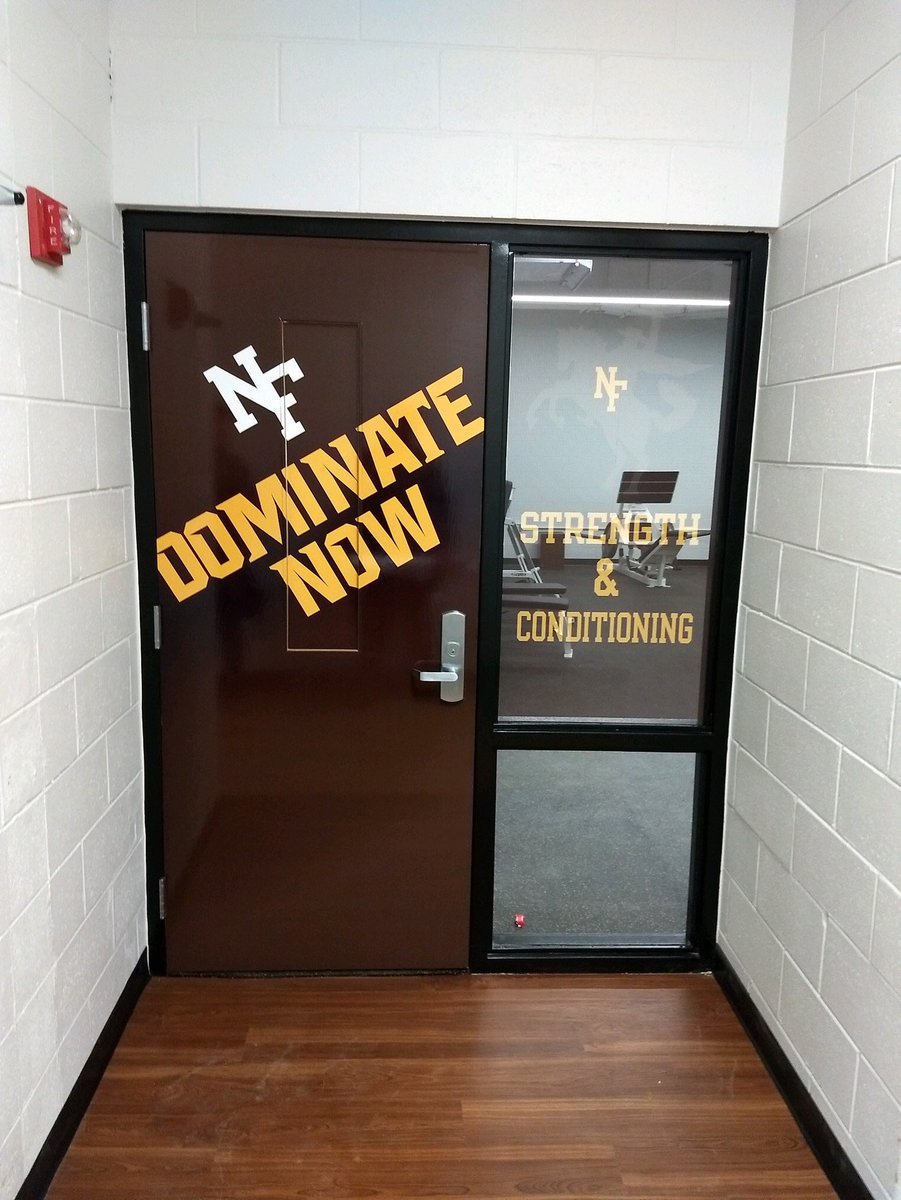 NFRaidersFBall's tweet image. Thank you @W4Signscom for the perfect new door wrap and window decal. #dominatenow