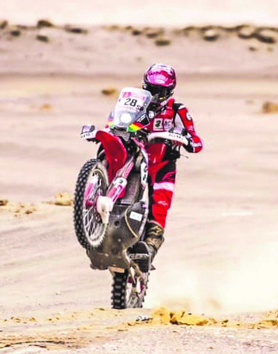 FuelUniverseTV's tweet photo. Price, Quintanilla y Walkner se juegan todo a la última etapa || https://t.co/sggeFOuLmX ||
#Dakar2019 #Metge #Sherco #Nosiglia #MecTeam #Quintanilla #Husqvarna #Price #Walkner #KTM https://t.co/NPynNzmVlx