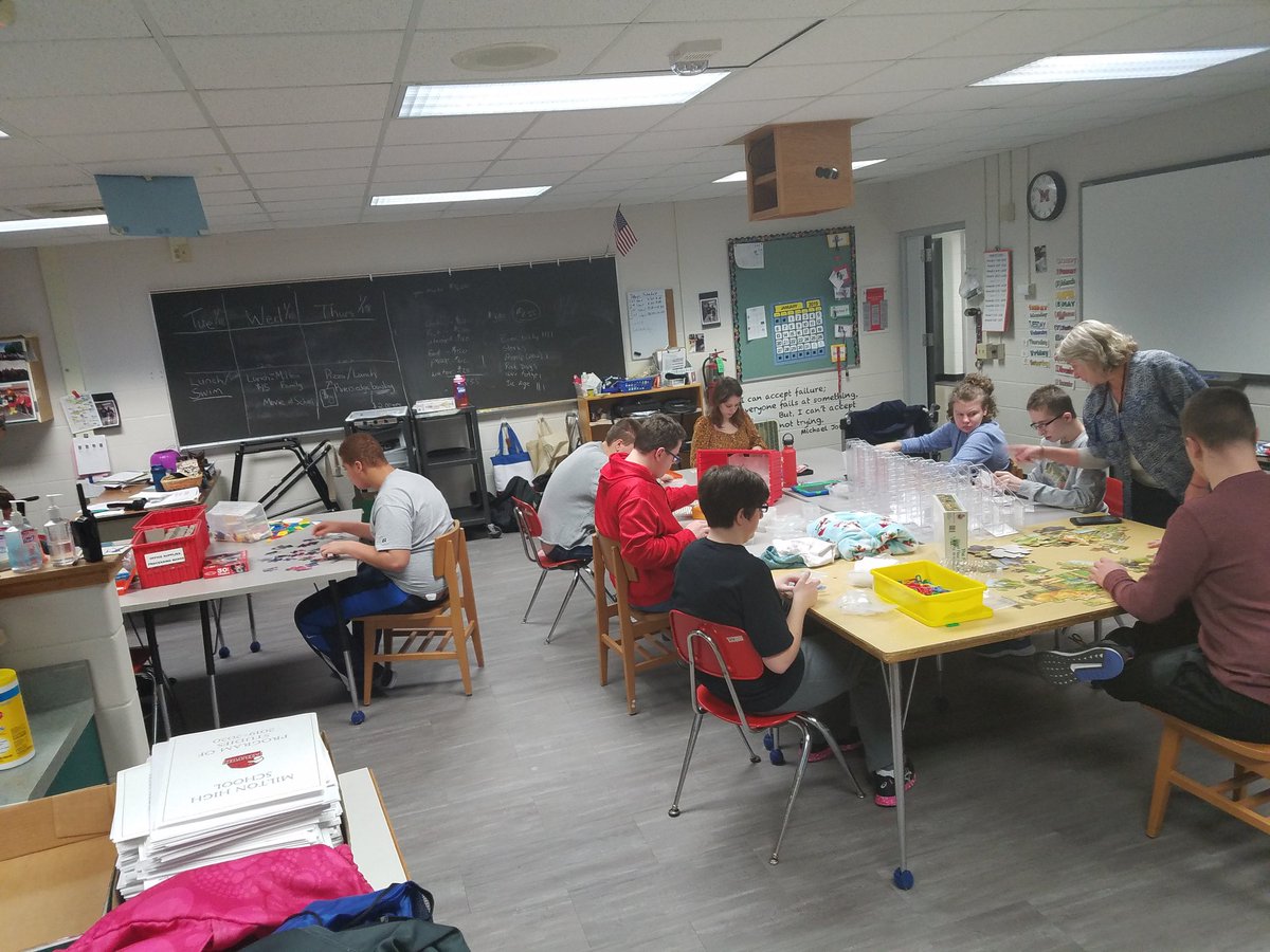 MsNSchaefer's tweet image. #MiltonInnovation Vocational Skills Final. Job rounds! Each student gets to a job they have practiced in the last semester for 5-10 minutes! Blessed to have great para support!