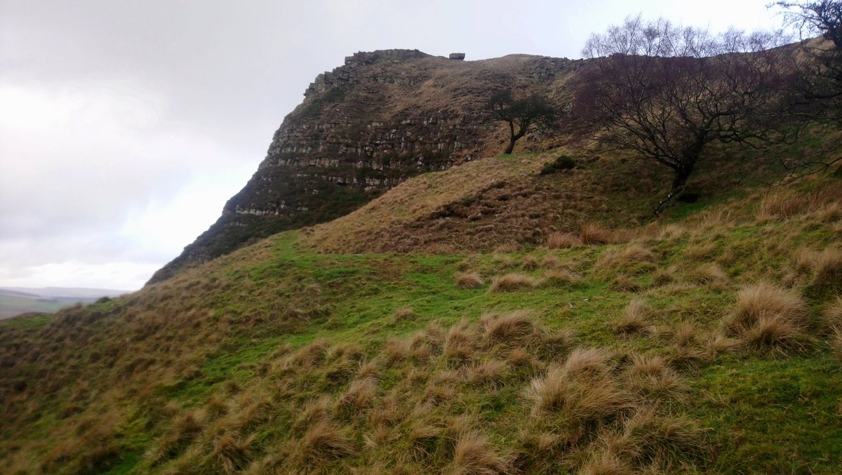 edalegathering's tweet photo. Do you believe the rumours that snow is on it's way? 

#PeakDistrict #Derbyshire #snow https://t.co/D3bWE2I4nf