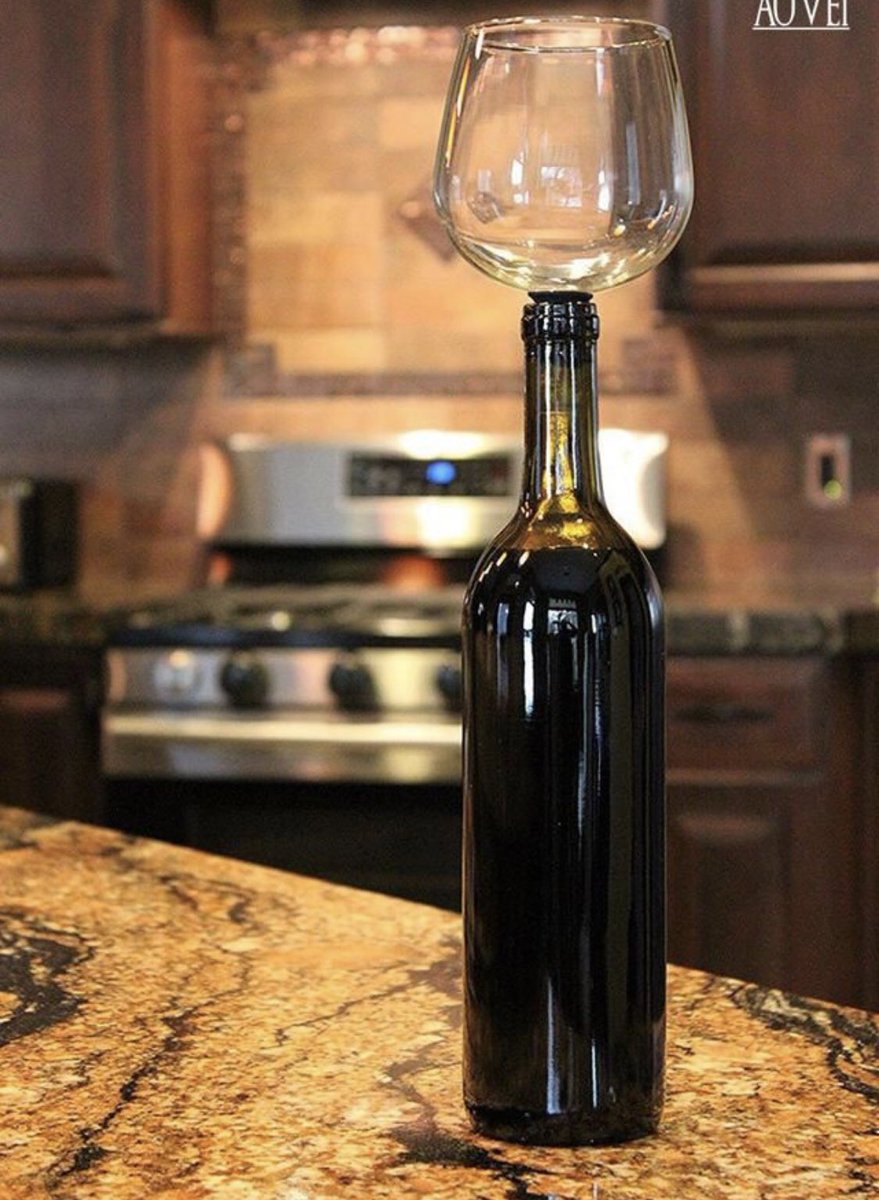 PodcastYarn's tweet photo. @shiner_sam Sounds like you need one of these
#properglass #WineWednesday #winelover #wine https://t.co/Uc3k8b7oBK