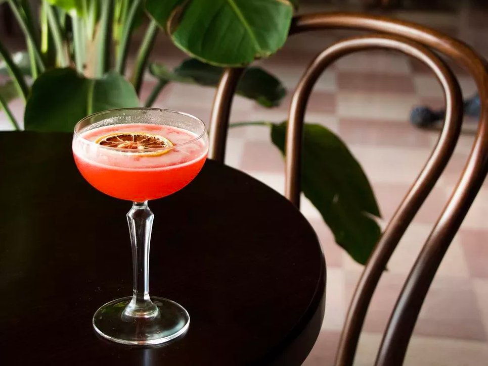 ParaisoBay's tweet photo. Drink up! 🍸
Here’s Miami’s hottest new happy hours, mapped. 
https://t.co/enP23Y3zqx https://t.co/85WSnZ77fl
