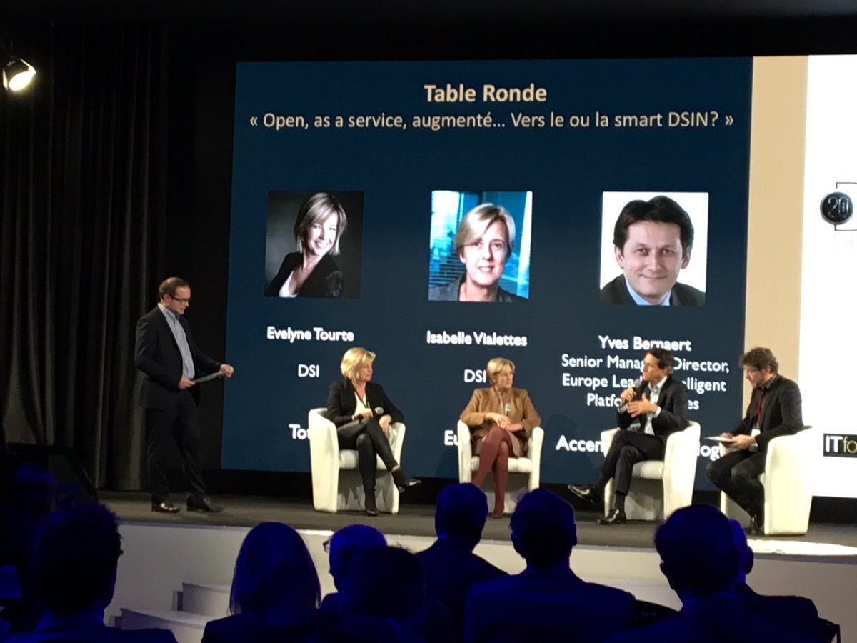 frenchwomencio's tweet image. Nous sommes au Prix #DSIN et bien représentées ;) DSI eTelsat Isabelle Vialettes et DSI TOTAL Evelyne Tourte @frenchwomencio @FemmesNumerique