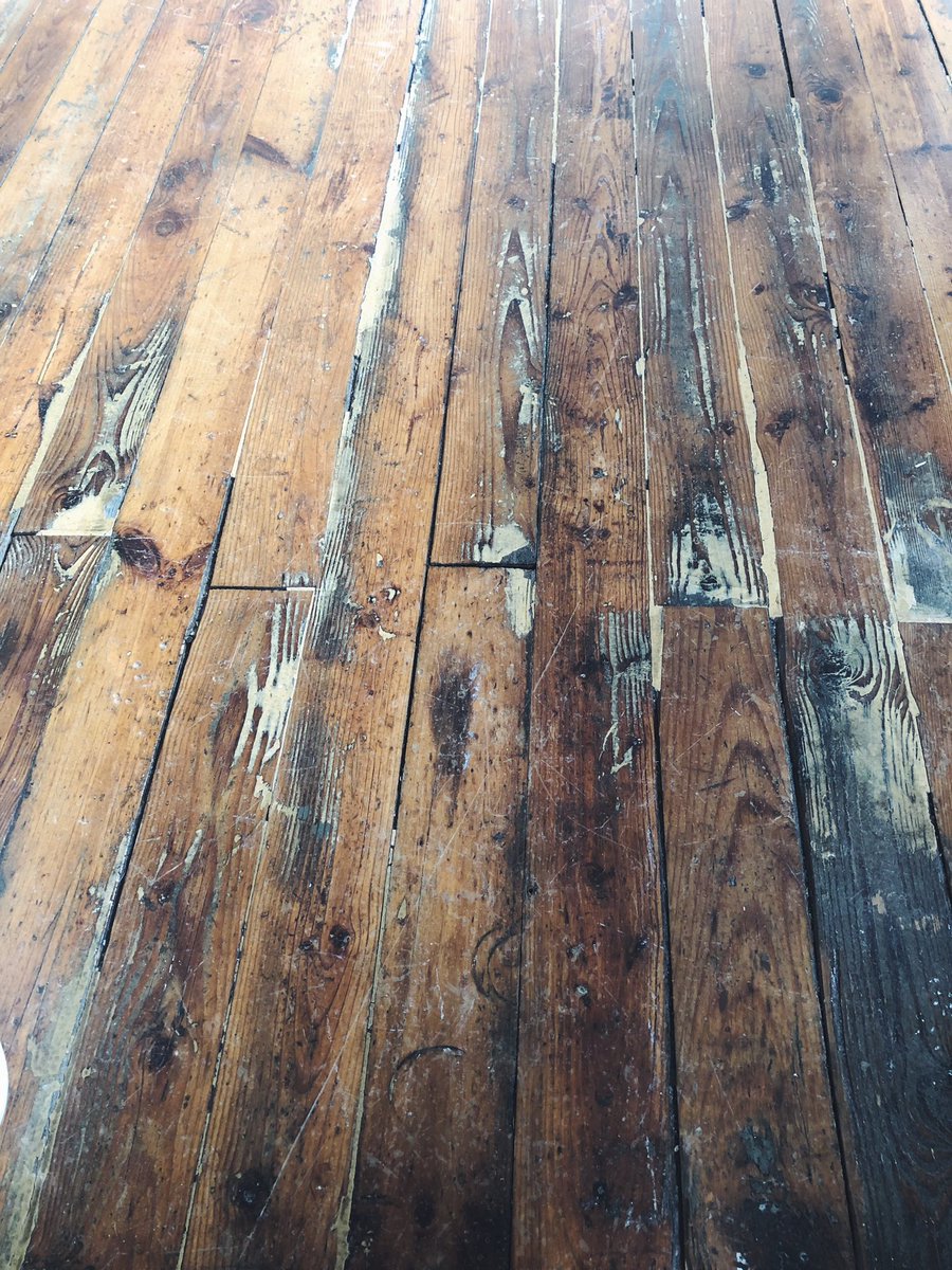 _HOWSpace's tweet image. Did you know...⁣
⁣
HOW Space originally was an old car showroom and garage in the 1930’s! These are the same hardwood floors that have been around since the origin of the space. From automobiles to art, HOW Space has seen it all! ⁣
.⁣
.⁣
.⁣
#HOWSpace #Boone #history