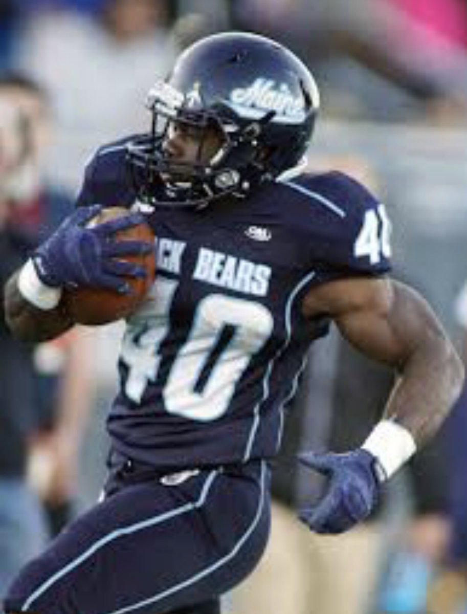 KingMalachi__'s tweet photo. Greatful to receive my 1st Division 1 offer from the University of Maine #GoBlackBears @CoachKeyte @UMCoach_Ryan https://t.co/OdbFmYQzYZ