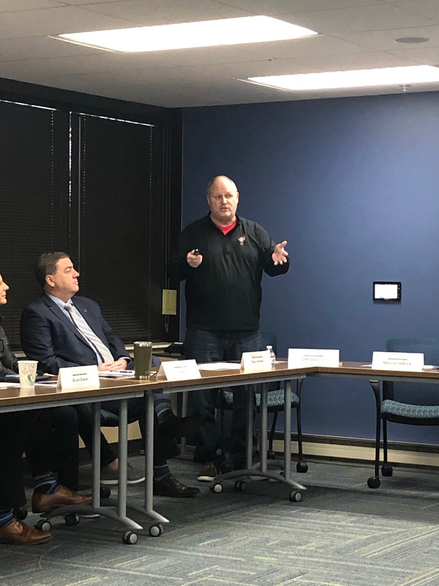 WCBizAlliance's tweet photo. Jeff Peterson, co-founder of @GenevaSupply, spoke to the our board of directors this morning about the organization’s BizTank program that hosts career exploration seminars for high school students. #WCbizedpartner https://t.co/aqvF48SfLS