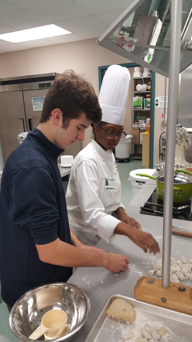 LHS_Culinary's tweet photo. Escoffier School of Culinary Arts gnocchi demo today #LPNoLimits #lufkinlearns https://t.co/9HfGwDuRmB