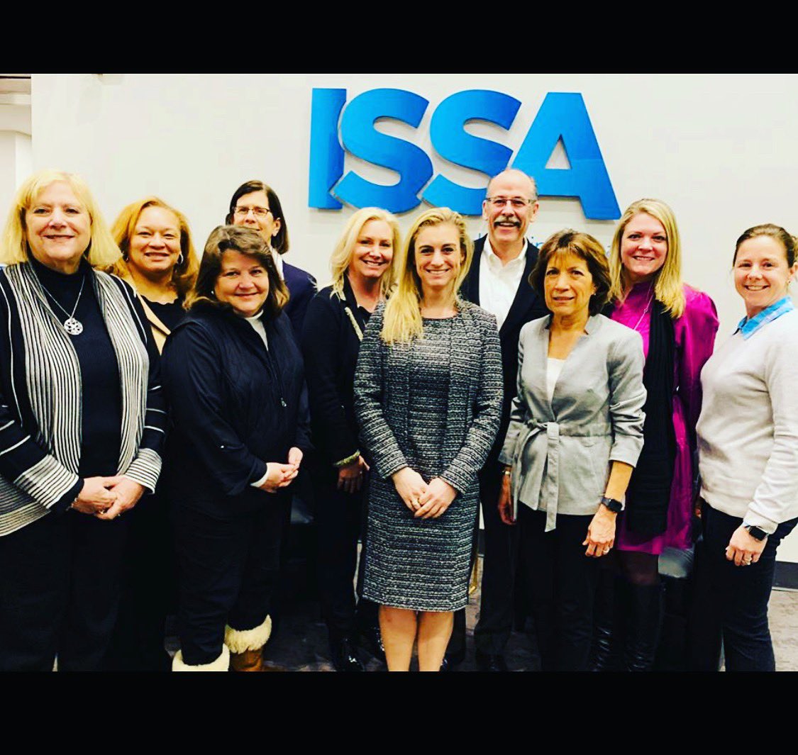 RileyQDoherty's tweet image. What an incredible strategy session surrounded by the top female leaders in the industry all coming together for the advancement of women in the cleaning industry. I am fulfilled by the impact ISSA Hygieia Network is making today (and future strategy) in our communities.