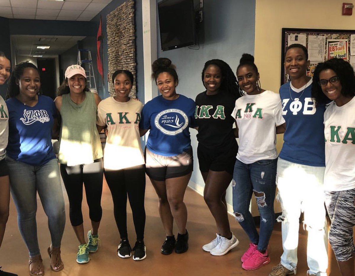 VT_AKA's tweet photo. Happy Founders Day to the ladies of Zeta Phi Beta, and to our @VTechZetas at Virginia Tech. 💕💙 https://t.co/SIsrm9umJs