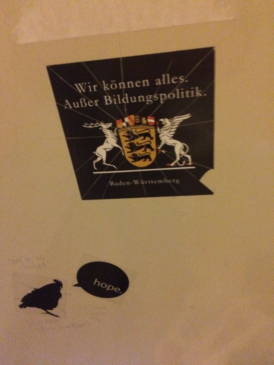 Hm... Was will mir das wohl sagen. Gefunden auf der Toilette einer Hochschule für künftige Pädagogen...