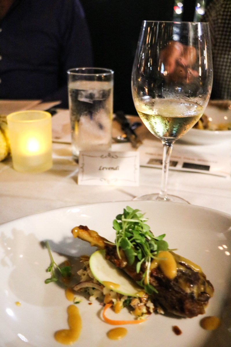Wine Pairing Wednesday 🍷🍽

Pictured: Levendi Chardonnay + Confit Duroc Pork Shank, Green Apple &amp; Almond Coleslaw, Spiced Persimmon

@oleanewportbeach 

#levendiwinery #wine #winedinner #winewednesday #winepairingwednesday #newportbeach