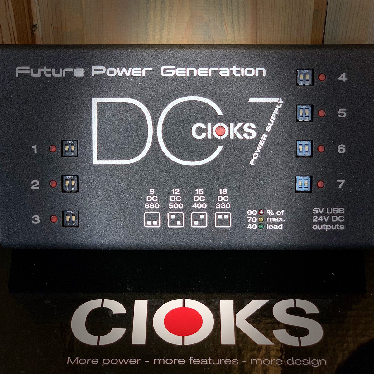 DistributionUs's tweet photo. Future Power Generation #cioks #ciokspowersupply #pedalboards https://t.co/nqKgxnAQnm