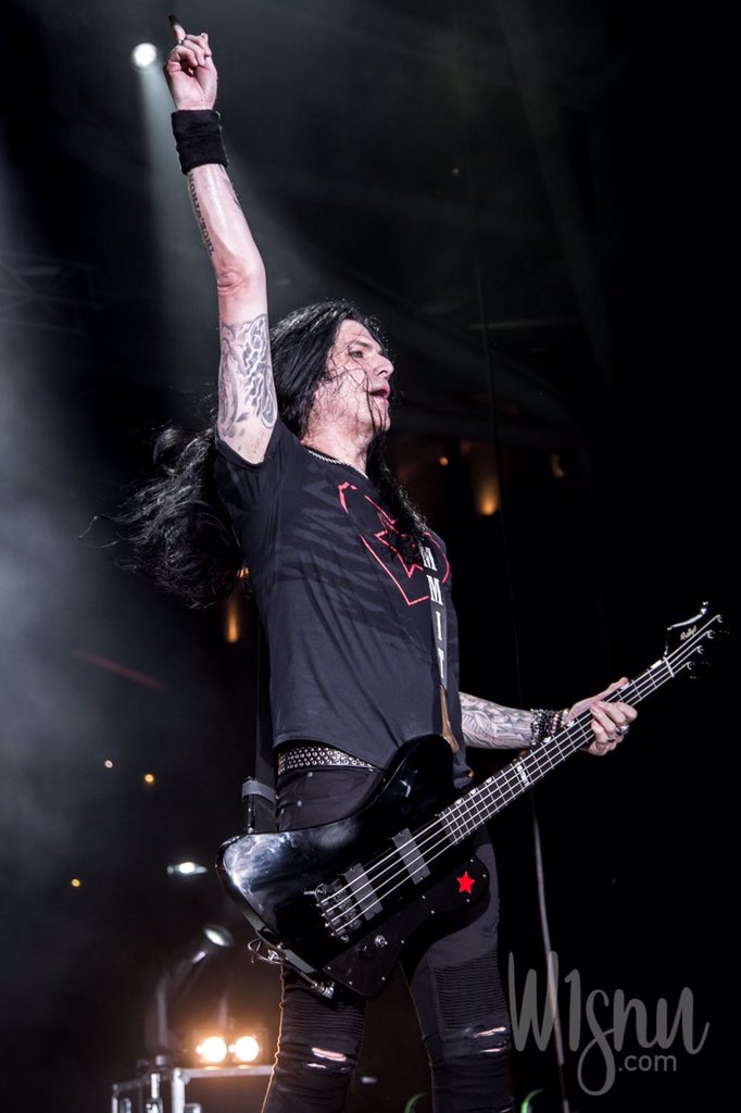 #smkc #MylesKennedy #Slash <a href="/todddammitkerns/">Todd Dammit Kerns</a> #toddKerns <a href="/MylesKennedy/">Myles Kennedy</a> <a href="/Slash/">Slash</a>