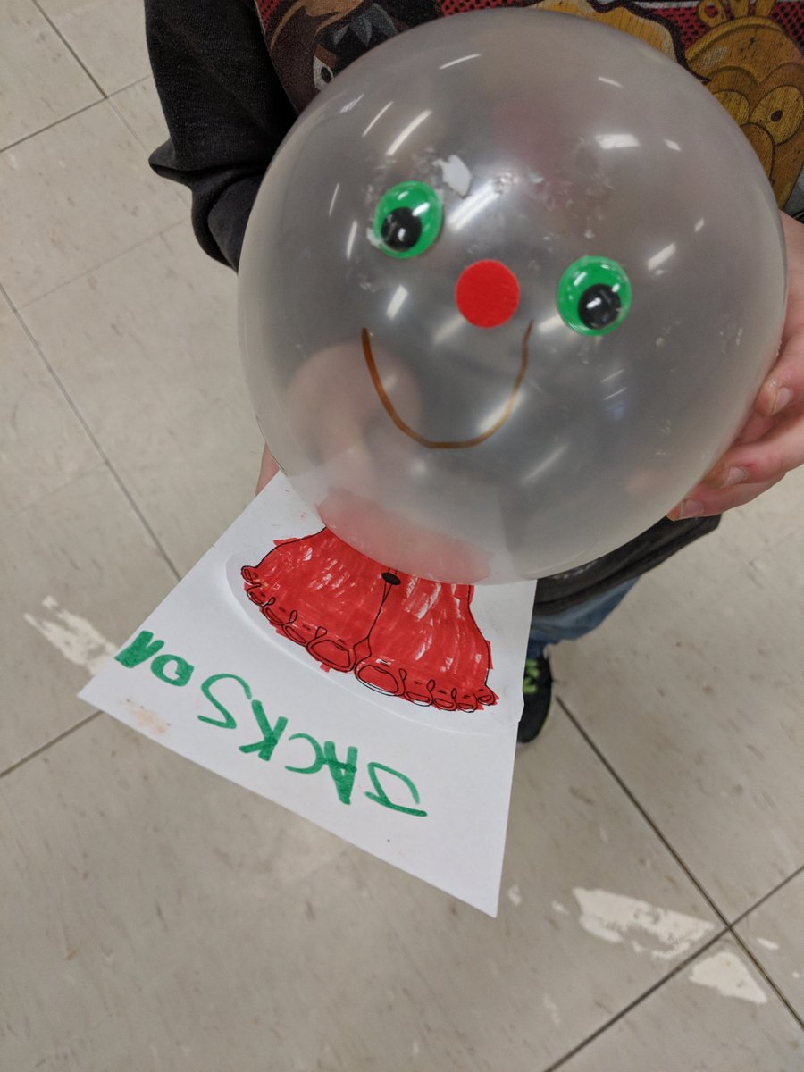 ftowerexcel's tweet photo. So much fun in balloon club with our new balloon friends today! @EXCELHRCE @CCheverie18 @LauraLManuel @OuelletteHRSB https://t.co/atGb2OJALe