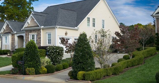 FirstTownRE's tweet image. 6 Ways to Improve Your Home’s Curb Appeal - bit.ly/2H6YLOx