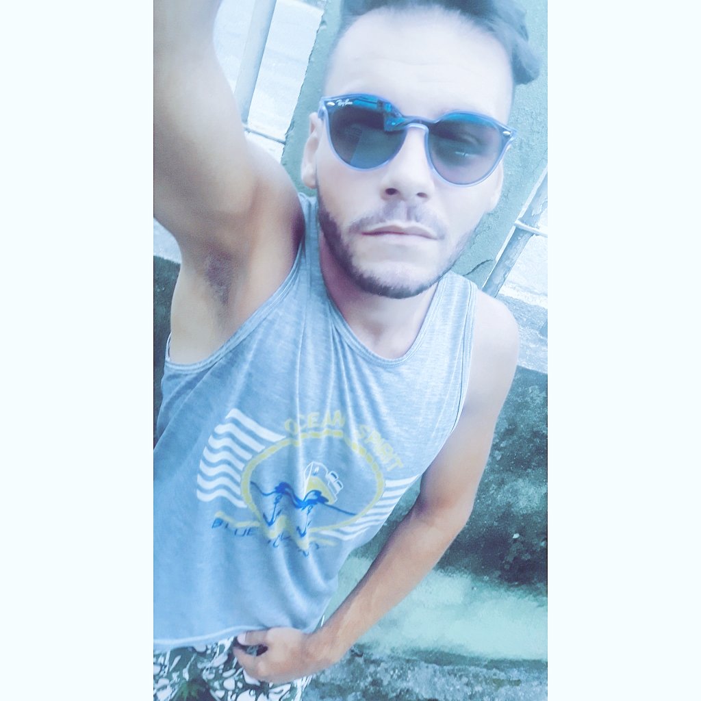 tchellonasta's tweet photo. #Selfie #Boatarde  #calor #summer #sun  #dreamfilter #gayboy  
#selfiegay  #wednesday #gaylove  #fé #faith  #goodvibes  #gaybrasil
#gaybh #positivity #mood #running 
#gym #glasses  
#enjoying #xoxo https://t.co/94NSoRlmWG